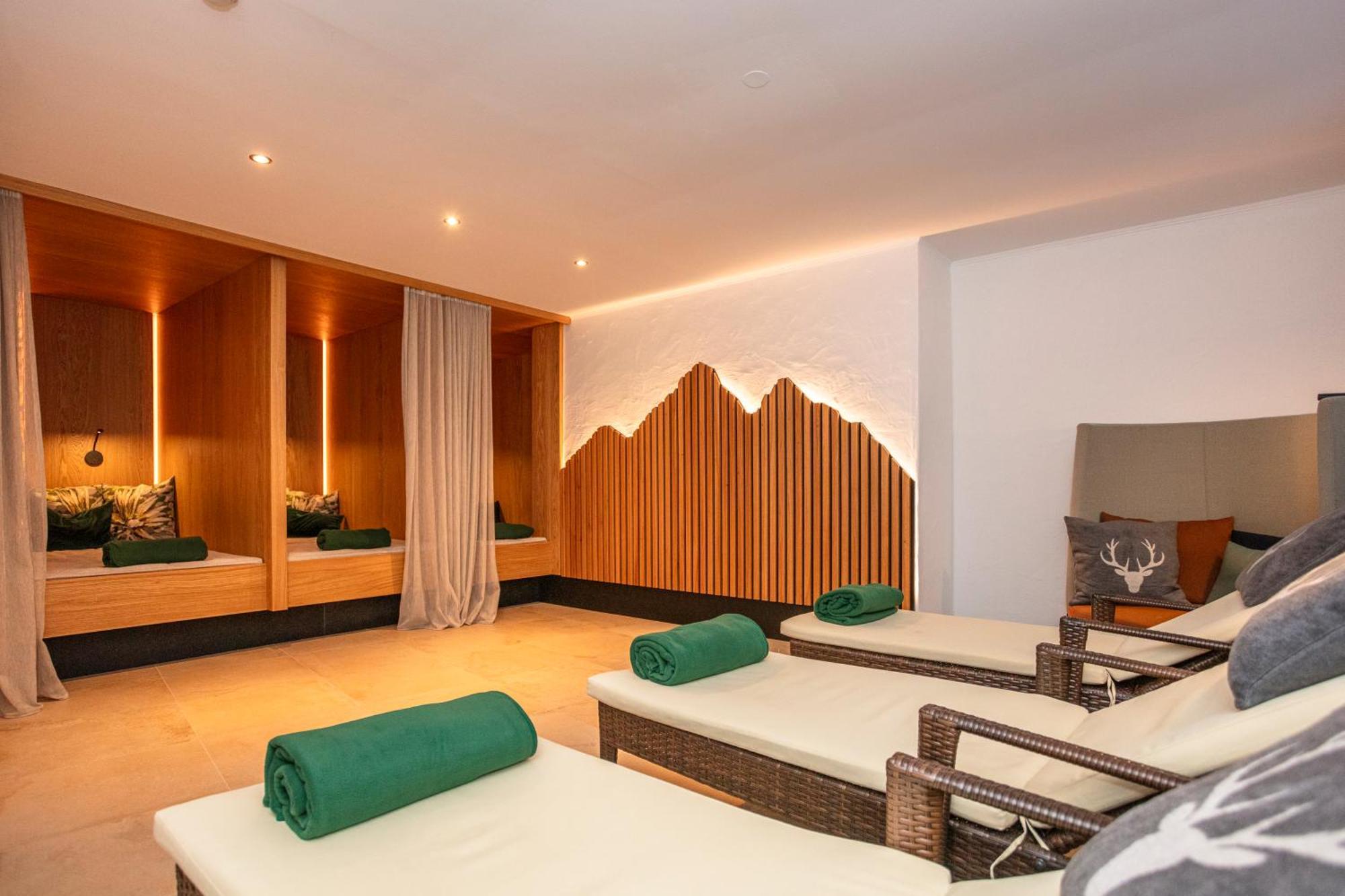 Hotel Oberwirt - Nahe An Saalbach Und Zell Am See, Viehhofen Sommercard Kültér fotó