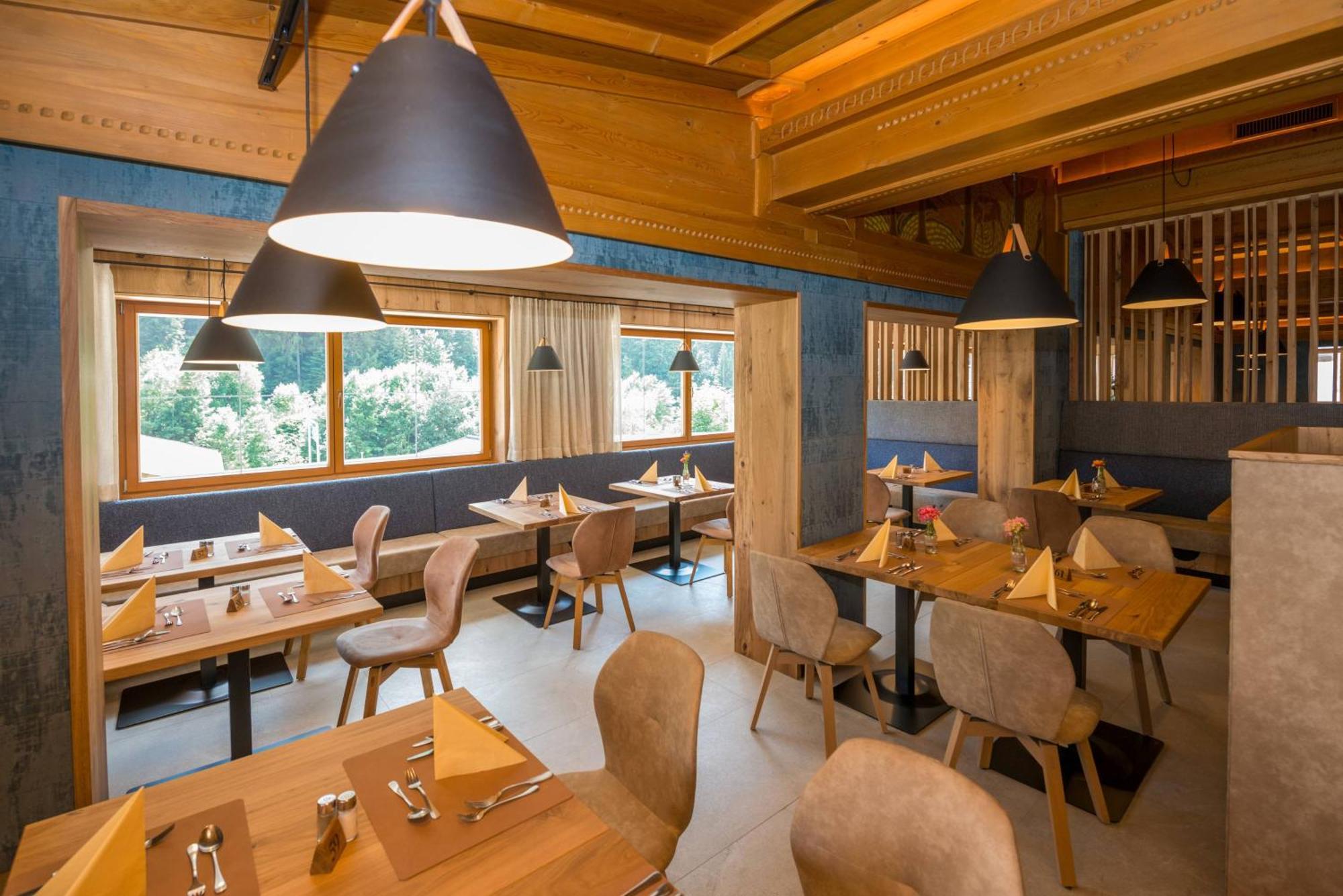 Hotel Oberwirt - Nahe An Saalbach Und Zell Am See, Viehhofen Sommercard Kültér fotó