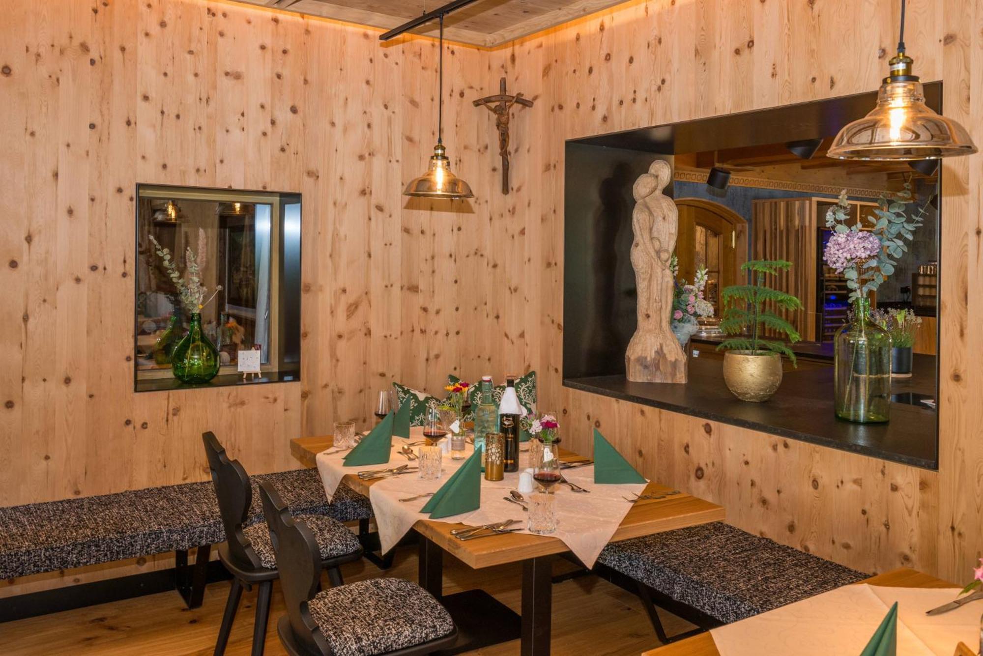 Hotel Oberwirt - Nahe An Saalbach Und Zell Am See, Viehhofen Sommercard Kültér fotó